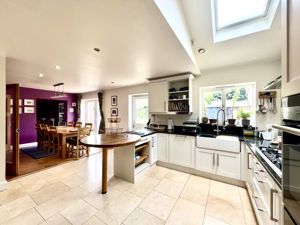Kitchen Dining Family Room- click for photo gallery
